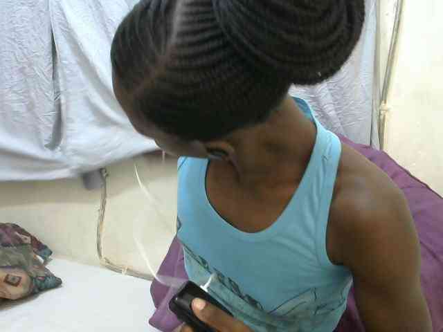 PrettyOne1 webcam