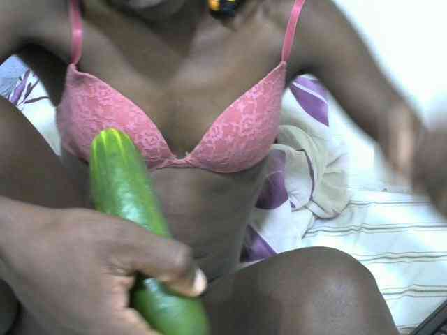 PrettyOne1 webcam