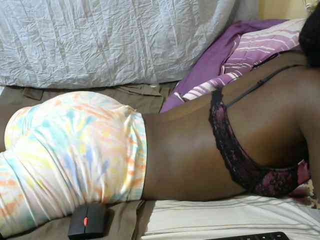 PrettyOne1 webcam