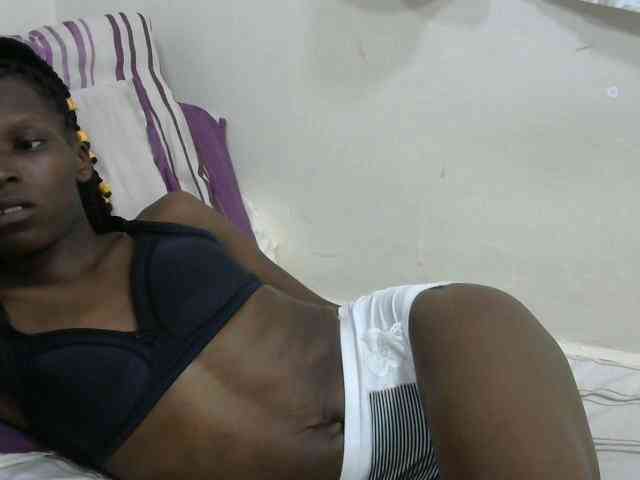 PrettyOne1 webcam