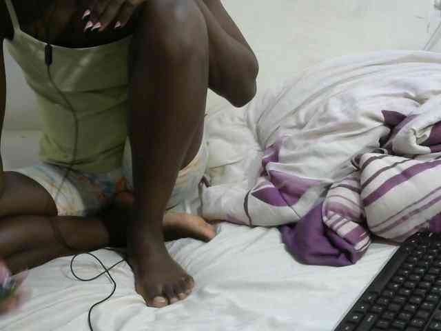 PrettyOne1 webcam