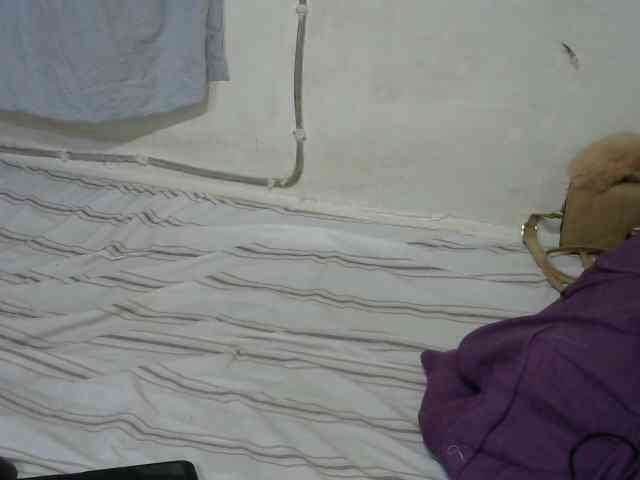 PrettyOne1 webcam