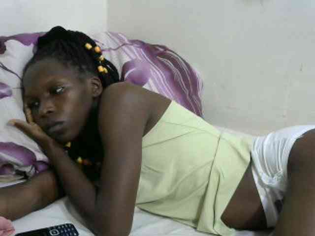 PrettyOne1 webcam