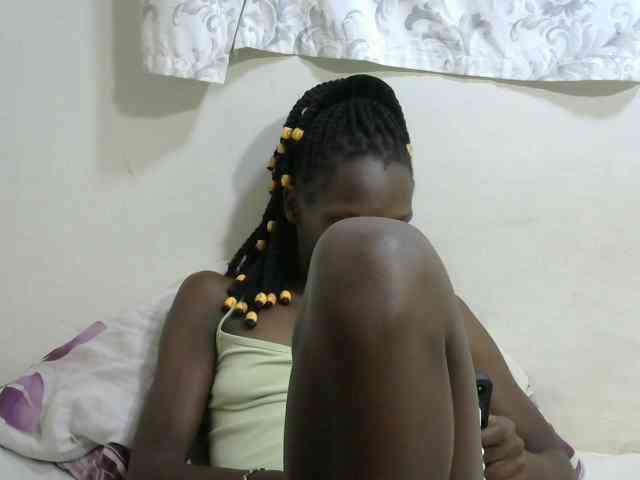 PrettyOne1 webcam