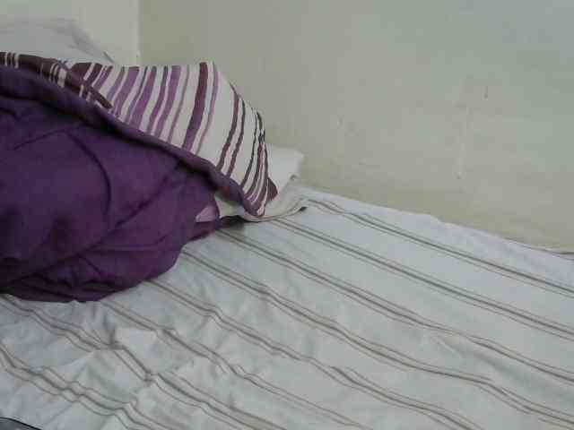 PrettyOne1 webcam