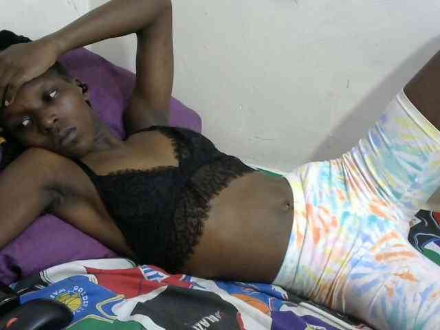 PrettyOne1 webcam