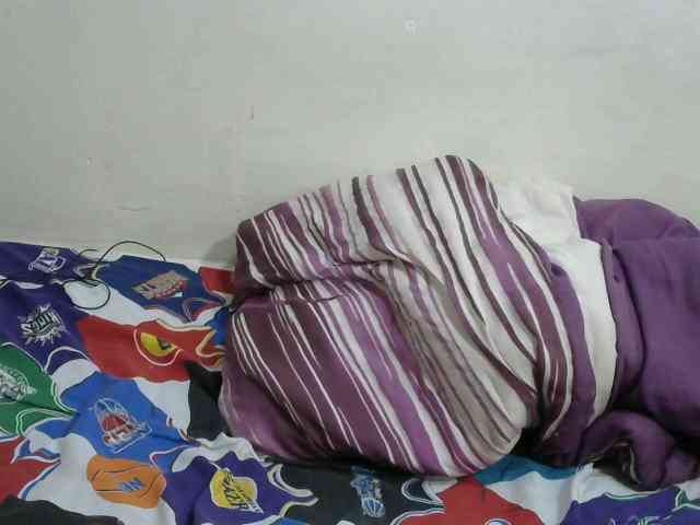 PrettyOne1 webcam