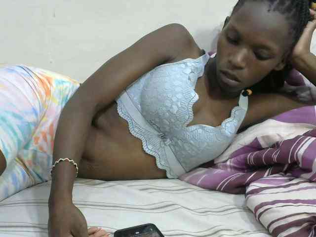 PrettyOne1 webcam