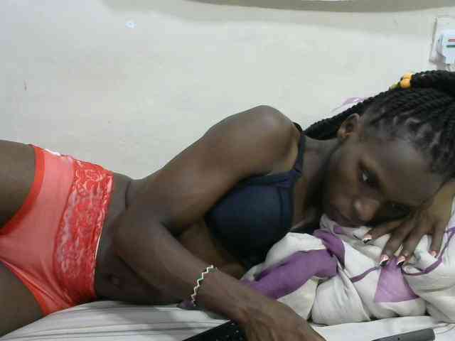 PrettyOne1 webcam