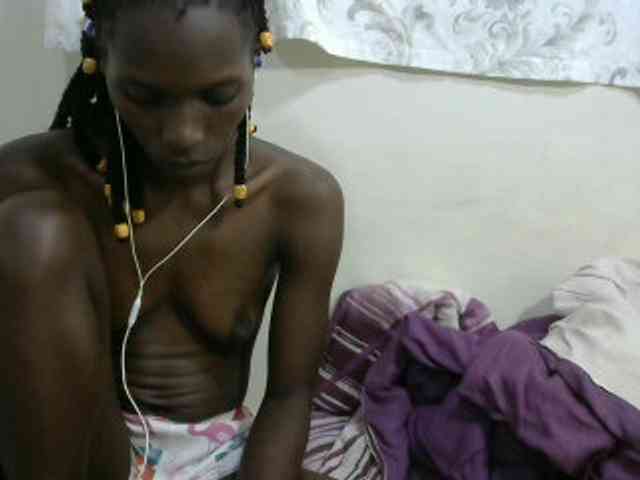 PrettyOne1 webcam