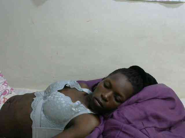 PrettyOne1 webcam
