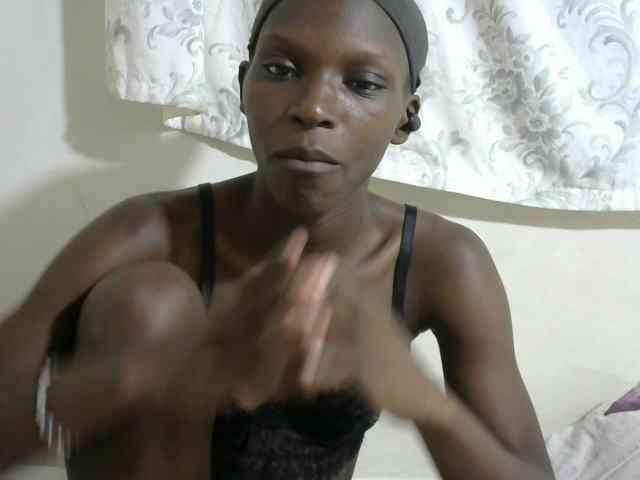 PrettyOne1 webcam