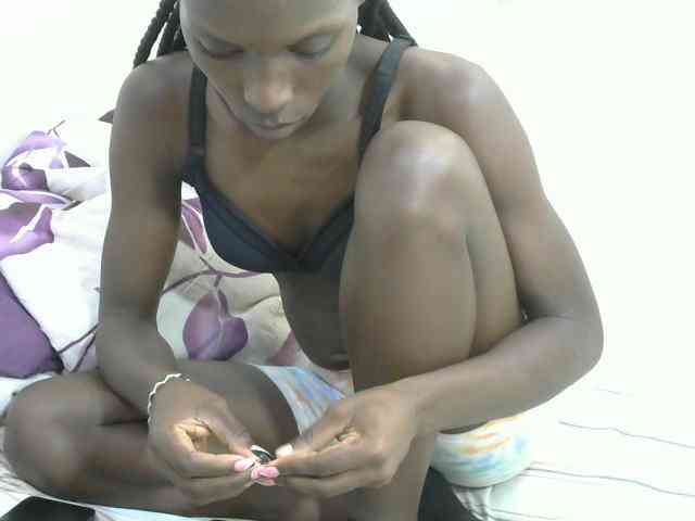 PrettyOne1 webcam