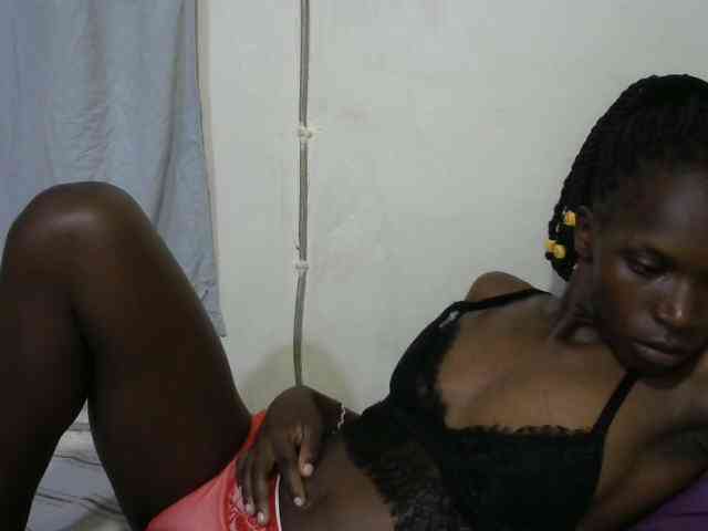 PrettyOne1 webcam