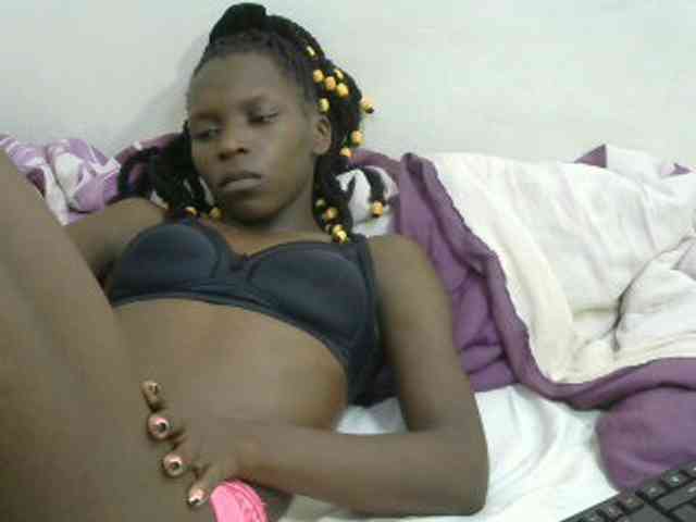 PrettyOne1 webcam