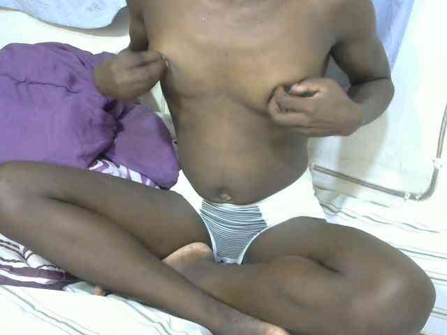 PrettyOne1 webcam