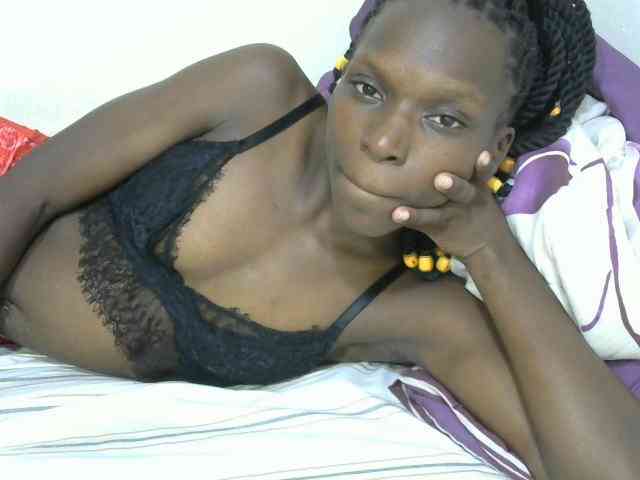 PrettyOne1 webcam