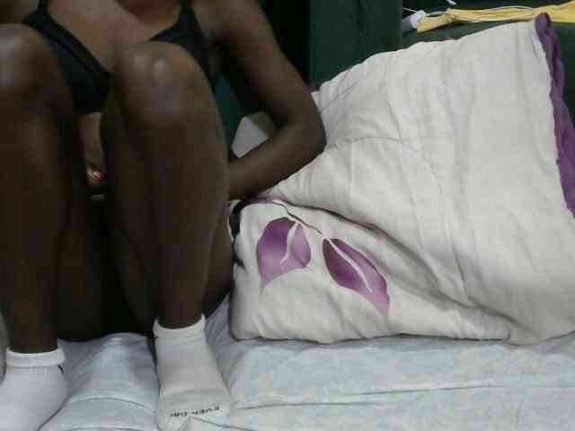 PrettyOne1 webcam