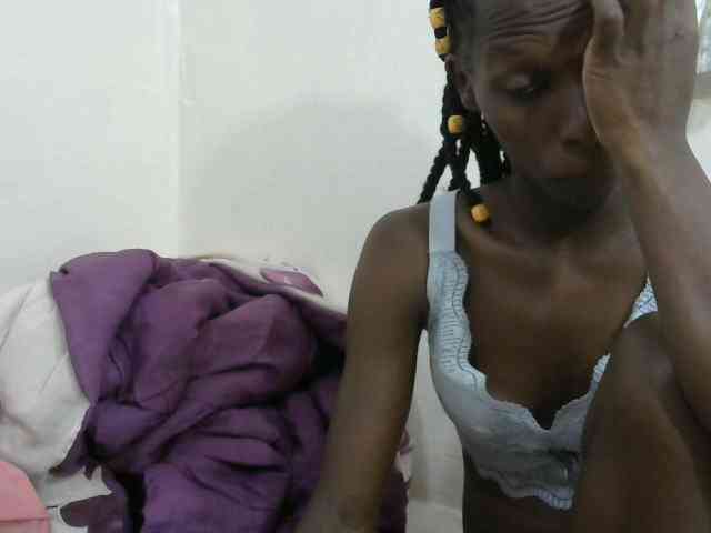 PrettyOne1 webcam