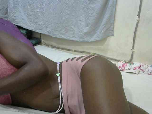 PrettyOne1 webcam