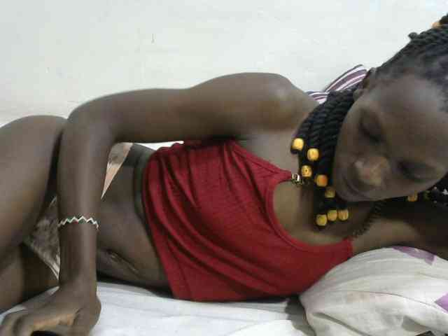 PrettyOne1 webcam