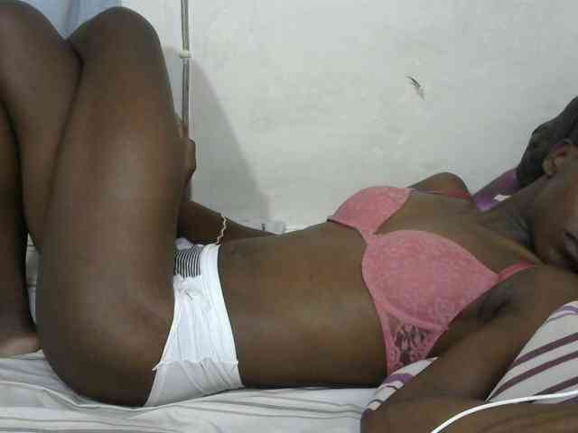 PrettyOne1 webcam
