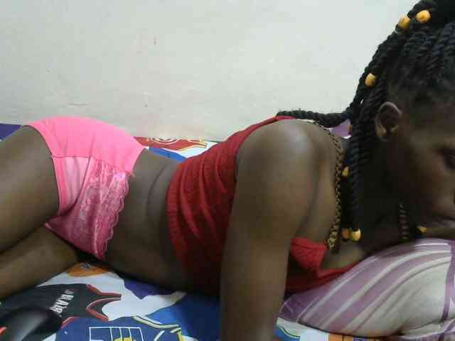 PrettyOne1 webcam