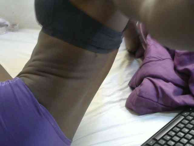 PrettyOne1 webcam