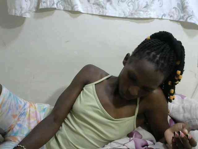 PrettyOne1 webcam