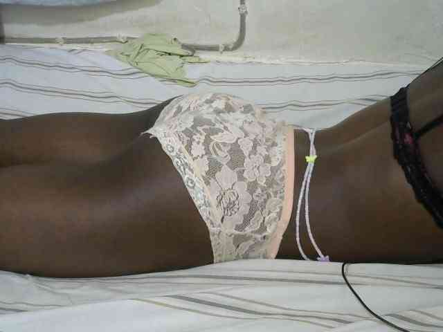 PrettyOne1 webcam