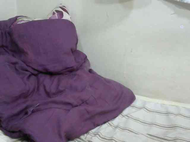 PrettyOne1 webcam