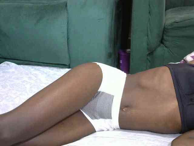 PrettyOne1 webcam