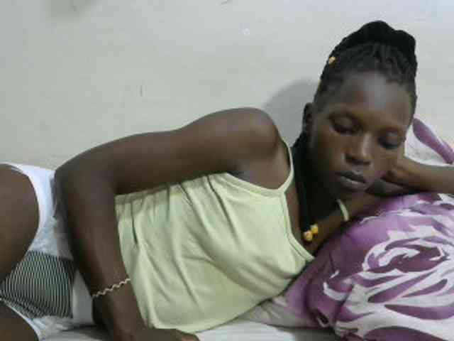 PrettyOne1 webcam