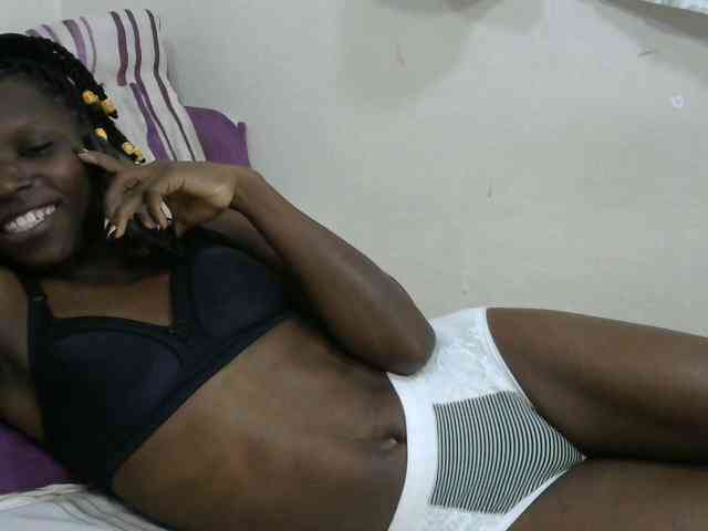 PrettyOne1 webcam