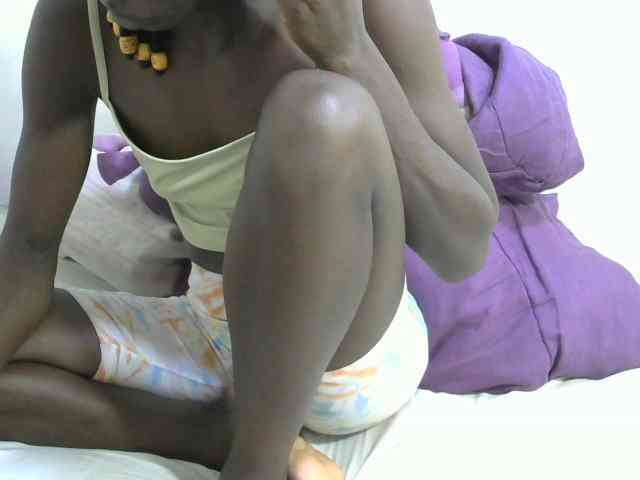 PrettyOne1 webcam