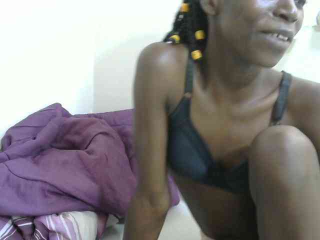 PrettyOne1 webcam