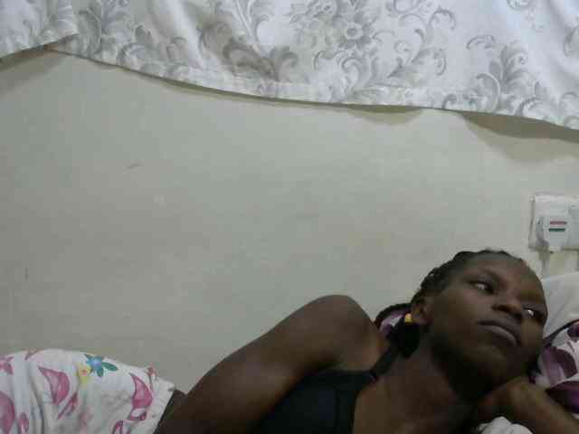 PrettyOne1 webcam