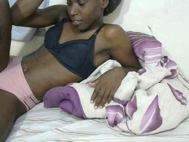 PrettyOne1 webcam