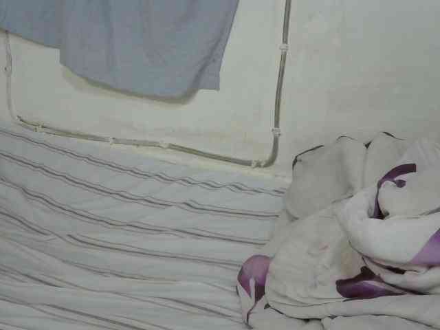 PrettyOne1 webcam