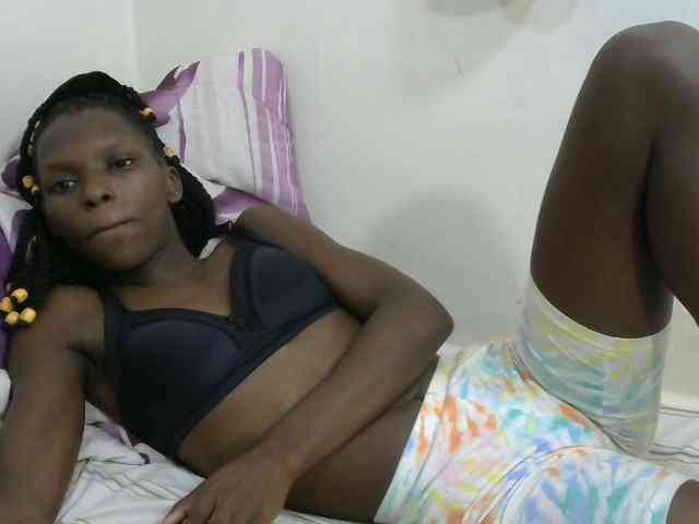 PrettyOne1 webcam