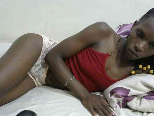 PrettyOne1 webcam