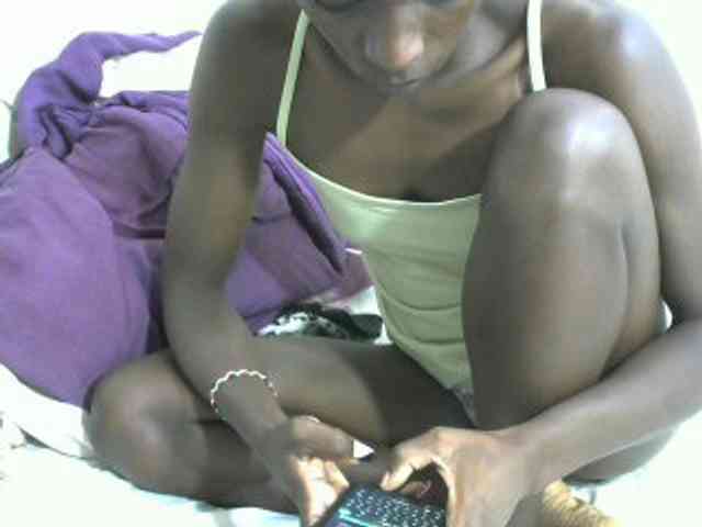PrettyOne1 webcam