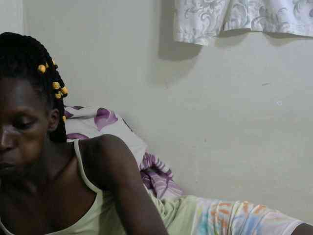 PrettyOne1 webcam