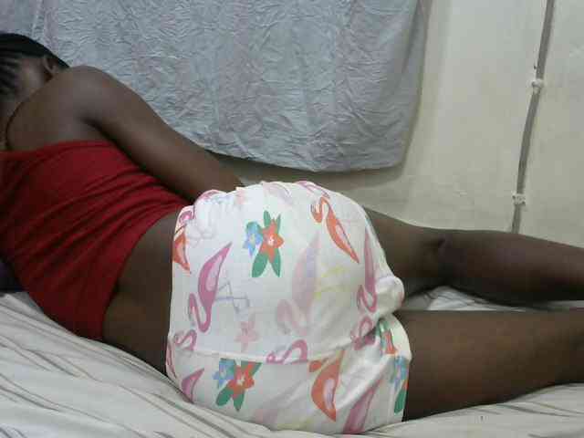 PrettyOne1 webcam