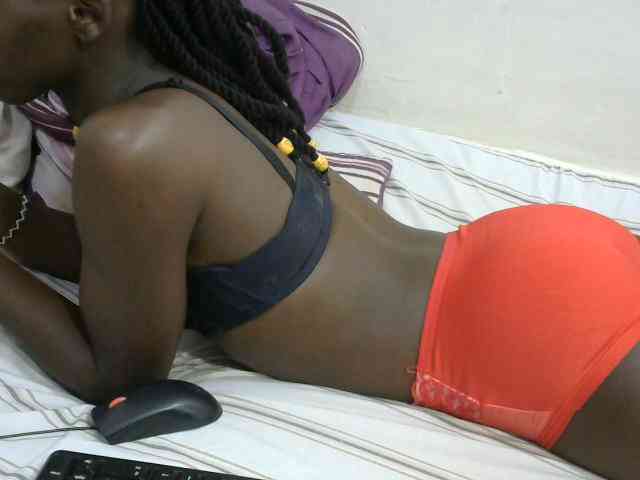 PrettyOne1 webcam