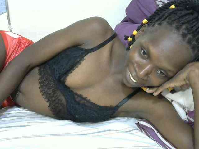 PrettyOne1 webcam