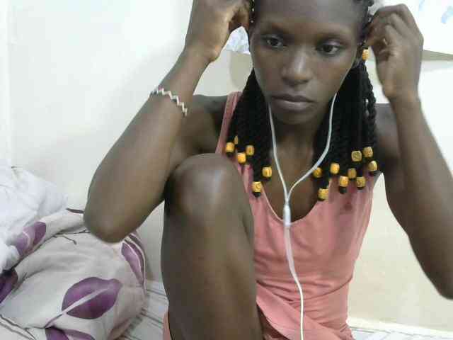 PrettyOne1 webcam