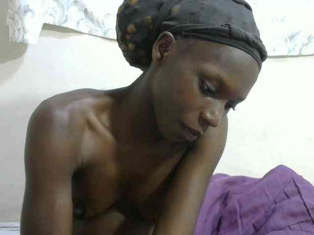 PrettyOne1 webcam