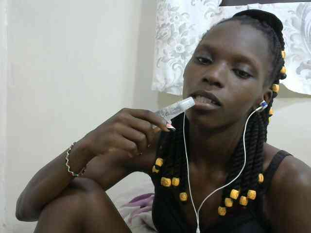 PrettyOne1 webcam