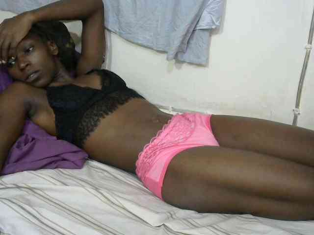 PrettyOne1 webcam